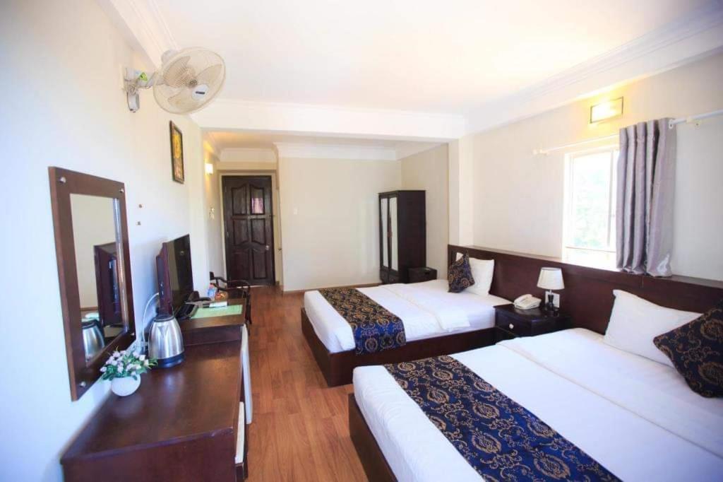 Pho Bien Hotel Nha Trang Exterior photo
