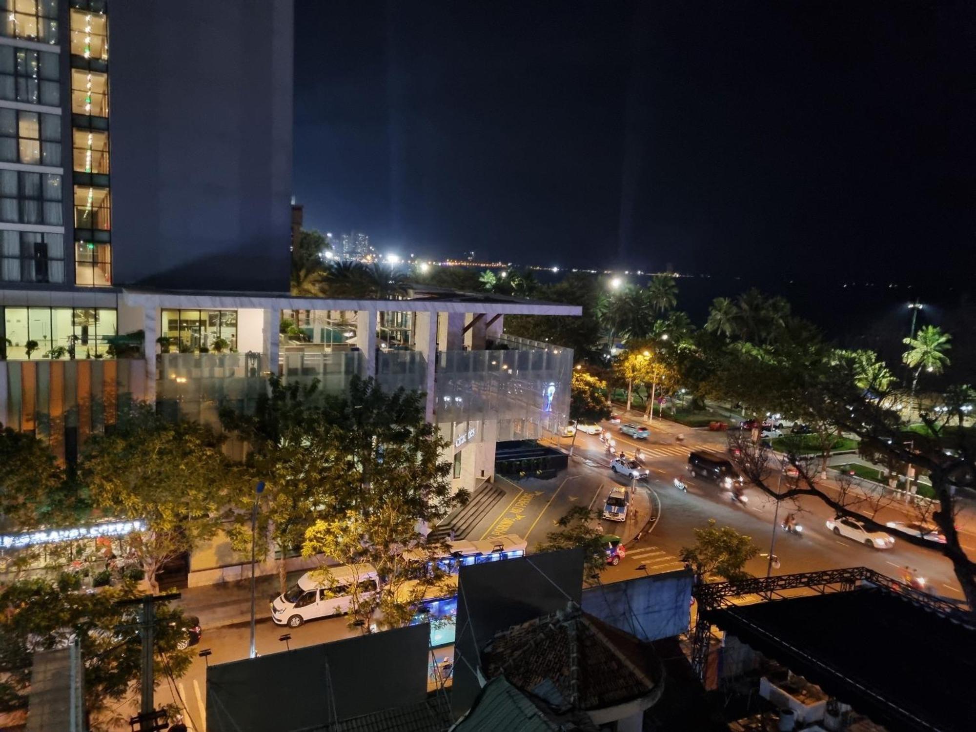 Pho Bien Hotel Nha Trang Exterior photo